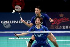 Owi/Butet Terhenti di...