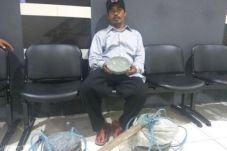 Nasib Pilu Penjual Cobek,...