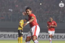 Bambang Pamungkas Pimpin...