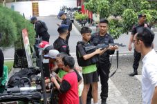 Saat Siswa Desa Inggris...