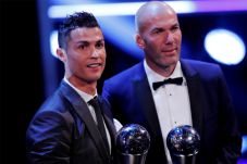 Zidane Bangga Ronaldo...
