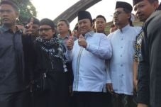 Permintaan Maaf Secara...