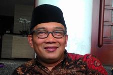 Lembaga Survei Puji...