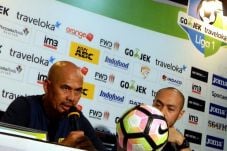 Hadapi Mitra Kukar,...