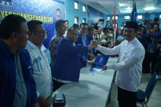 PAN Resmi Usung Bupati...