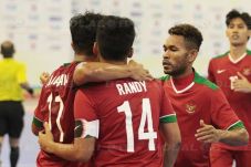 Babak 1, Indonesia Pesta...