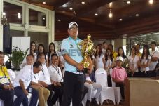 Nikmati Golf Kunci Panuphol...