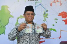Kemenkominfo Bagikan...