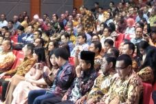 Hadiri Metamorfosa iNews...