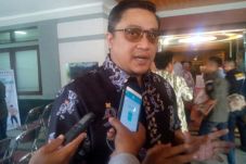 Pilgub Jabar 2018, Dede...