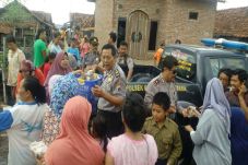 Bantu Korban Banjir...