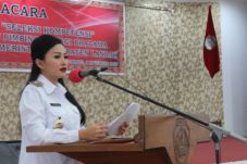 Bupati Karolin Komplain...