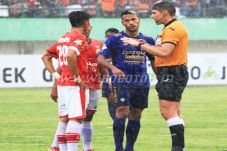 Persib Assumed Referee...