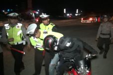 Operasi Zebra, Polisi...