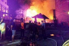 Tabung Gas Meledak,...