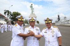 Laksma TNI Ahmadi Heri...