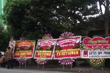 Pernikahan Kahiyang-Bobby,...