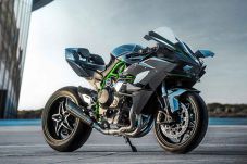 Ninja H2 Pastikan Bawa...
