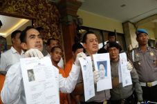 Polisi Koordinasi dengan...