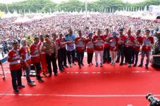 Gubernur Sulsel dan...