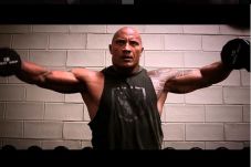 Dwayne Johnson Jadi...