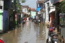 Banjir Rendam 1.058...