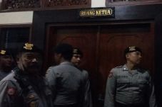Kantor DPRD Bali Digeledah...