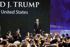 Trump Sebut Pemimpin...