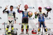 Rider Yamaha Dominan...