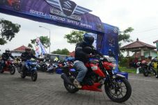 Suzuki GSX-S150 Taklukan...
