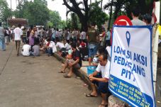 Pemkot Tangerang Minta...