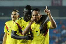 Gol Bacca Warnai Kemenangan...