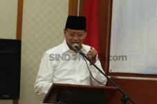Pasangan Remaja Diarak,...
