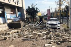 Gempa Bikin 1.500 Lebih...