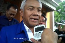 Soal Jabatan Setnov,...