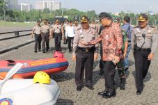 Masuki Musim Hujan,...