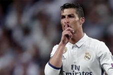 Cristiano Ronaldo :...