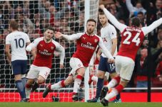 Tundukkan Spurs, Arsenal...