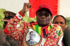 Mugabe Dipecat dari...