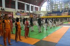 Ratusan Atlet Tarung...
