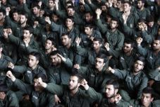 Tempur Lawan ISIS, Komandan...