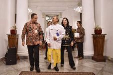 Anies Izinkan Monas...