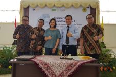 Tiga Perusahaan Sokong...