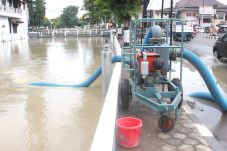 Kurangi Genangan di...
