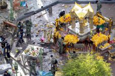 Thailand Tahan Buronan...