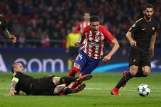 Dipuji Simeone, Nainggolan...