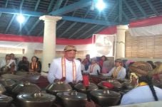Tabuhan Gamelan Kiai...