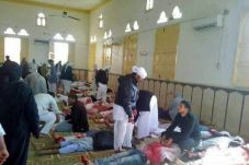 Militan Serang Masjid...