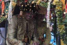 Kirab Kereta Kuda Semarakkan...