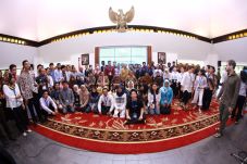 Pemuda dari 35 Negara...